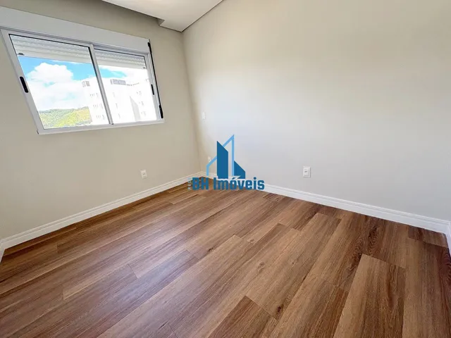Imagem 12: Apartamento de Cobertura duplex com 5 quartos, 3 suítes e 3 vagas no bairro Castelo