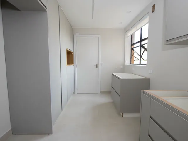 Imagem 3: Apartamento à venda em Curitiba, Mossunguê, com 3 quartos, 236.63m²