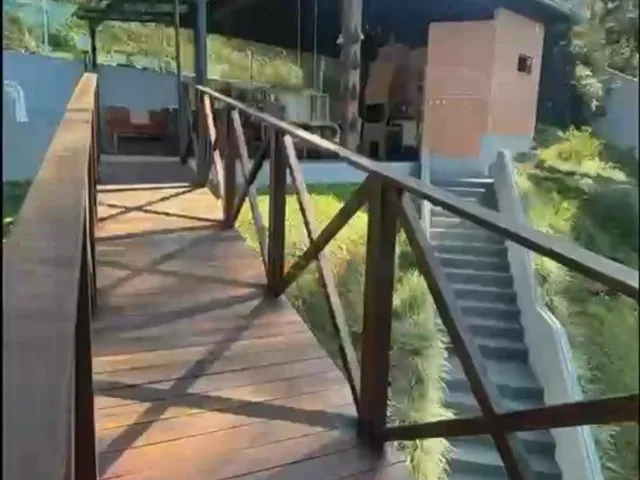 Imagem 10: CASA + CHÁCARA - NO BAIRRO FAZENDINHA - 04 DORMITÓRIOS - COM 1.267M² DE ÁREA