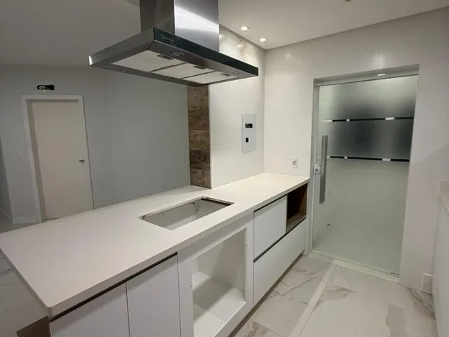Imagem 16: Apartamento Reformado na Orla de Coqueiros – Conforto, Praticidade e Excelente