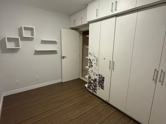 Imagem 12: Apartamento Reformado na Orla de Coqueiros – Conforto, Praticidade e Excelente