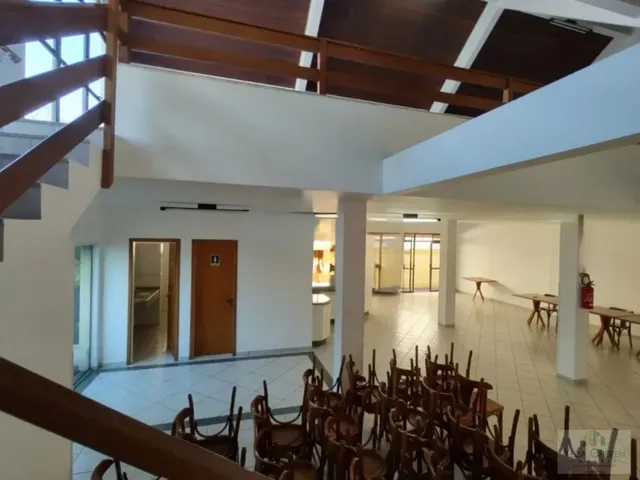 Imagem 6: Apartamento Reformado na Orla de Coqueiros – Conforto, Praticidade e Excelente