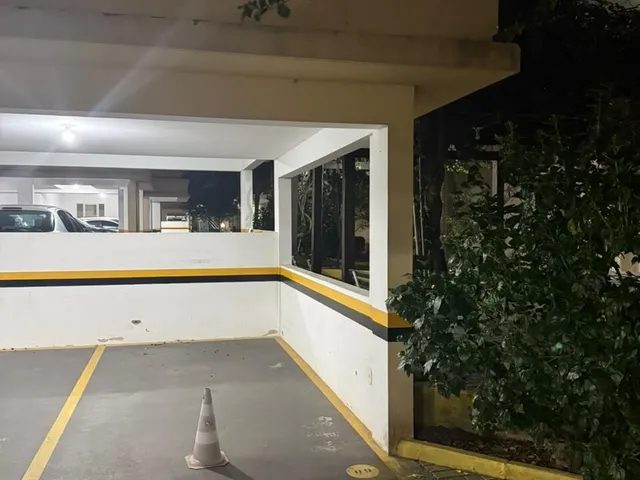 Imagem 9: Apartamento Reformado na Orla de Coqueiros – Conforto, Praticidade e Excelente