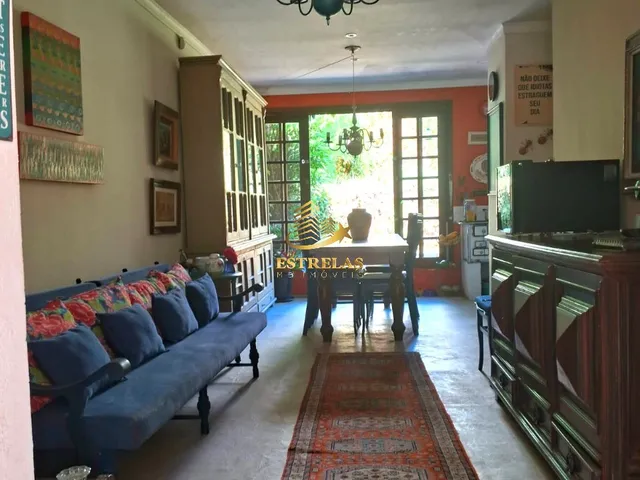 Imagem 16: Imperdível casa à venda em Curitiba-PR, bairro São Lourenço: 3 quartos, 2 suítes, 3