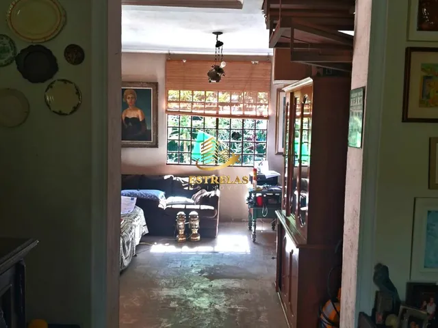 Imagem 5: Imperdível casa à venda em Curitiba-PR, bairro São Lourenço: 3 quartos, 2 suítes, 3