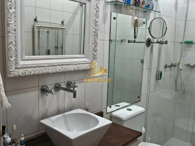 Imagem 3: Imperdível casa à venda em Curitiba-PR, bairro São Lourenço: 3 quartos, 2 suítes, 3