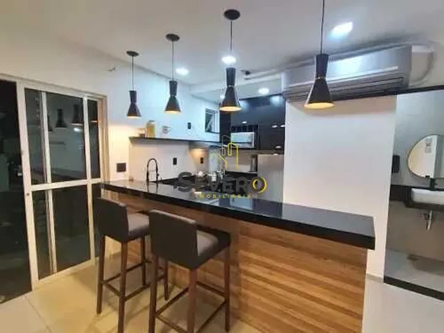 Imagem: O apartamento possui 3 Dormitórios, 1 Banheiro, 1 Vaga na