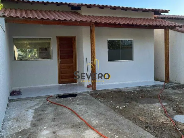 Imagem: A casa possui 5 Dormitórios, 1 Suíte, 2 Banheiros, 1 Vaga
