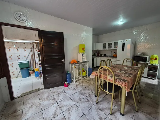 Imagem 5: CASA - BELÉM Casa com 4 dormitórios