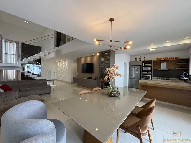 Imagem: Casa à venda no bairro Alto dos Caiçaras