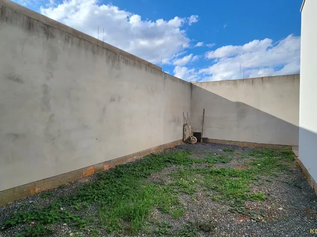 Imagem 9: Casa no Bairro Afonso Queiroz