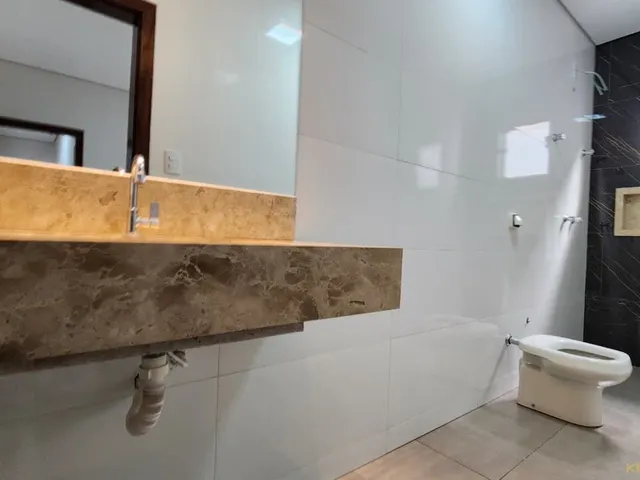 Imagem 6: Casa no Bairro Afonso Queiroz