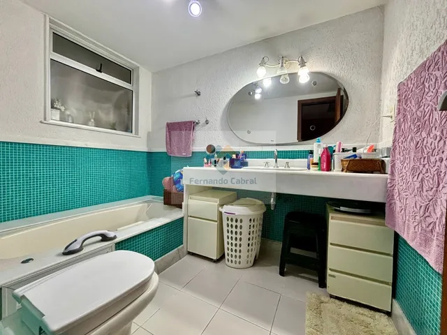 Imagem 13: Apartamento à Venda em Niterói-RJ: 3 Quartos, 1 Suíte e 150m² de Luxo em Icaraí!