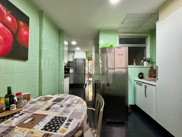Imagem 7: Apartamento à Venda em Niterói-RJ: 3 Quartos, 1 Suíte e 150m² de Luxo em Icaraí!