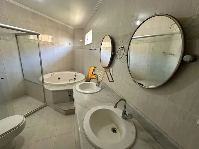 Imagem 8: CASA 4 SUÍTES EM BURAQUINHO