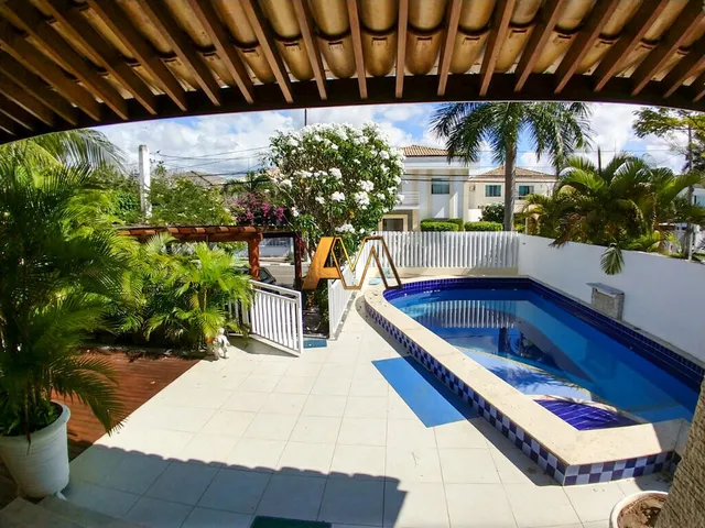 Imagem 3: CASA 5 SUÍTES EM LAURO DE FREITAS