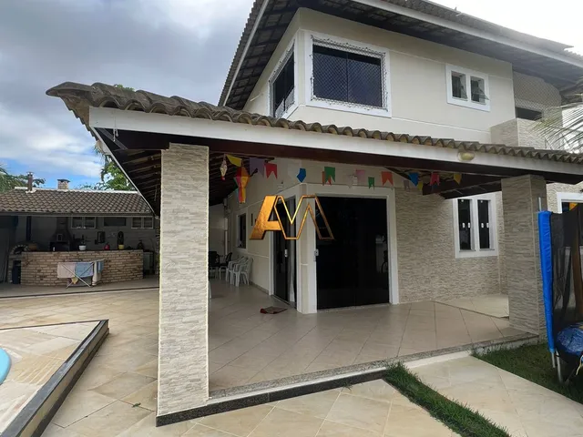 Imagem: A casa em condomínio possui 4 Dormitórios, 3 Suítes, 4