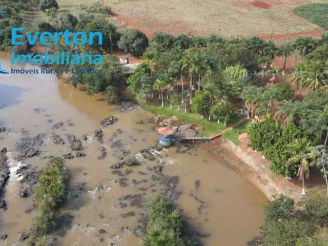 Imagem 5: Rancho À Venda na Margem do Rio Tijuco em Prata-Mg: 20.000 M² de Luxo e Natureza! Venha Conhecer!