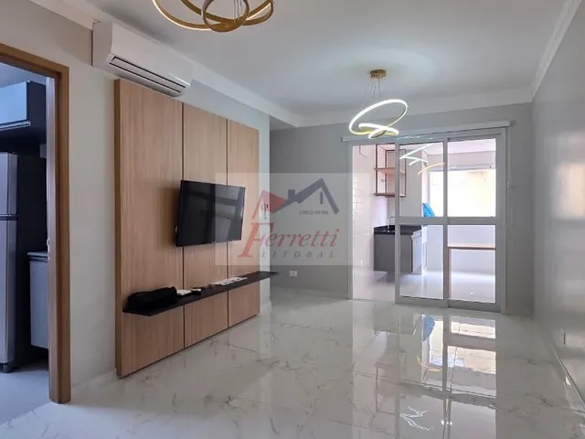 Imagem: O apartamento possui 5 Dormitórios, 1 Suíte, 2 Banheiros,