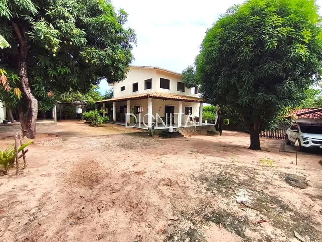 Imagem: A casa possui 4 Dormitórios, 3 Suítes, 3 Banheiros, 5