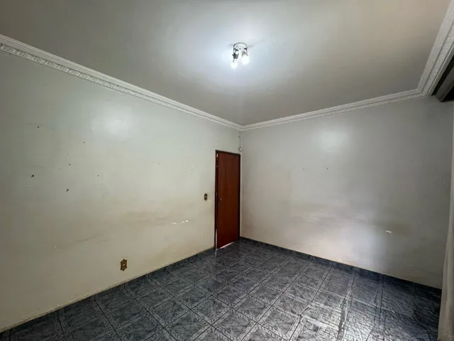 Imagem 7: Espetacular Sobrado à Venda em Goiânia-GO, no Jardim América - 5 Quartos, 2 Suítes, 4