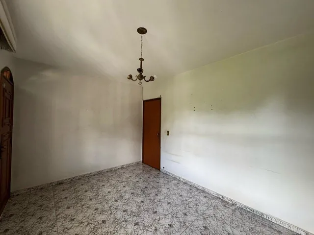 Imagem 11: Espetacular Sobrado à Venda em Goiânia-GO, no Jardim América - 5 Quartos, 2 Suítes, 4