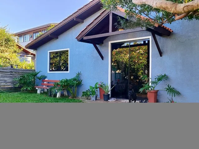 Imagem 6: Linda Casa à Venda em Imbituba-SC, Bairro Ribanceira: 3 quartos, 2 salas, 1 banheiro, 3