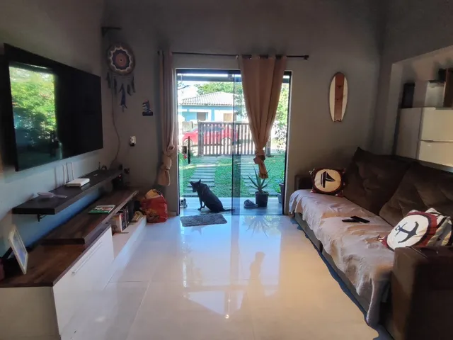 Imagem 10: Linda Casa à Venda em Imbituba-SC, Bairro Ribanceira: 3 quartos, 2 salas, 1 banheiro, 3