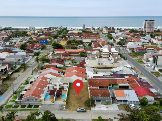 Imagem: Terreno à venda em Guaratuba-PR, no bairro