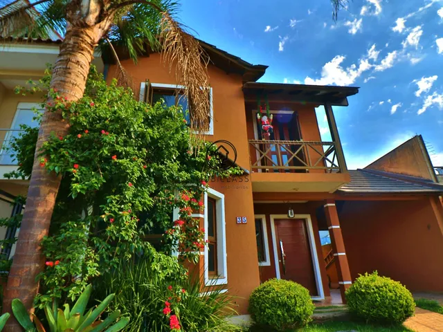 Imagem 5: Encontre Seu Refúgio em Porto Alegre: Linda Casa à Venda!