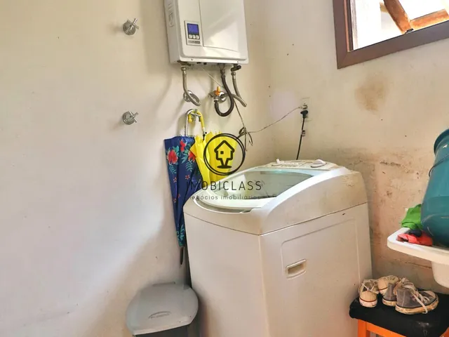 Imagem 4: Encontre Seu Refúgio em Porto Alegre: Linda Casa à Venda!