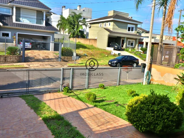 Imagem 15: Encontre Seu Refúgio em Porto Alegre: Linda Casa à Venda!