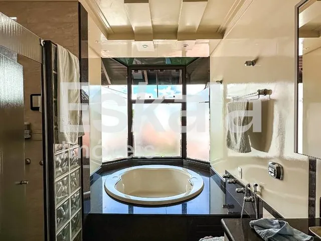 Imagem 3: Casa Alto Padrão Semi-Mobiliada e com Piscina