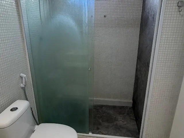Imagem 4: COBERTURA TRIPLEX PARA LOCAÇÃO NA PITUBA COM 4/4 SENDO 3 SUÍTES, PISCINA PRIVATIVA E