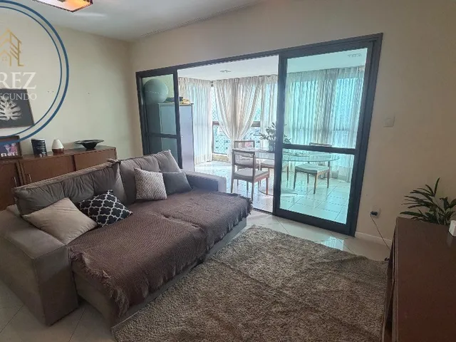 Imagem: O apartamento possui 3 Dormitórios, 1 Suíte, 3 Banheiros,
