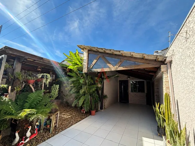 Imagem: Casa à venda com móveis planejados em