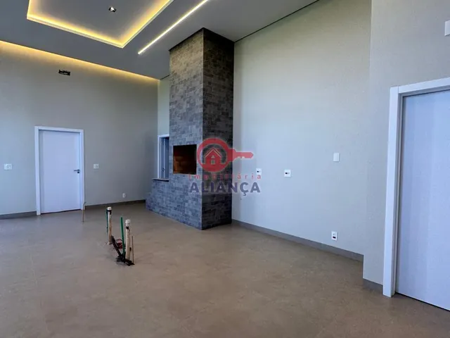 Imagem 6: Vende-Se Casa de Alto Padrão Eno Jardim Tocantins em Toledo Pr o Imóvel Conta Com: - 01 Suíte - 02 D