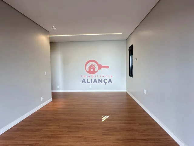 Imagem 12: Vende-Se Casa de Alto Padrão Eno Jardim Tocantins em Toledo Pr o Imóvel Conta Com: - 01 Suíte - 02 D