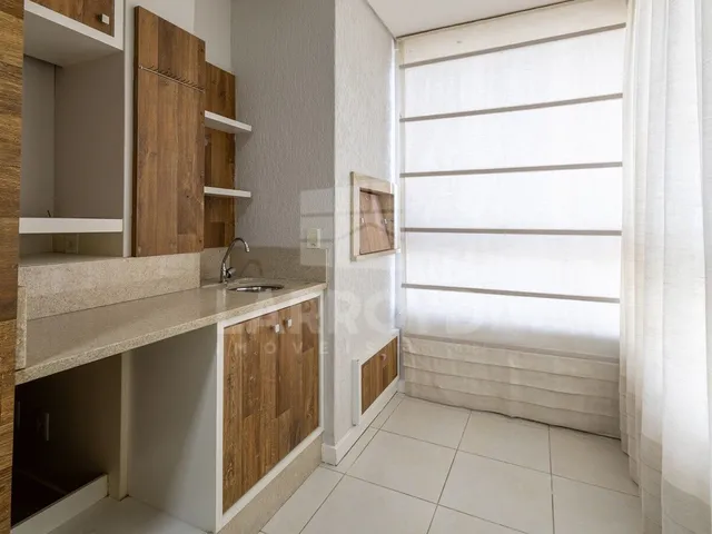 Imagem 2: Apartamento com 5 dormitórios