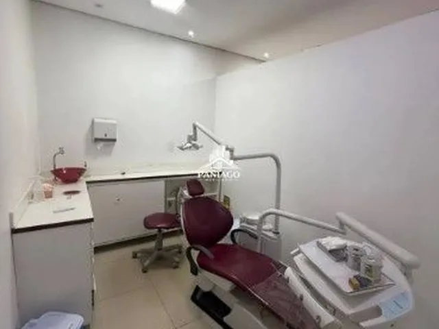 Imagem 8: Ponto comercial no centro do cristo rei - com 7 salas e 2 casas nos fundos