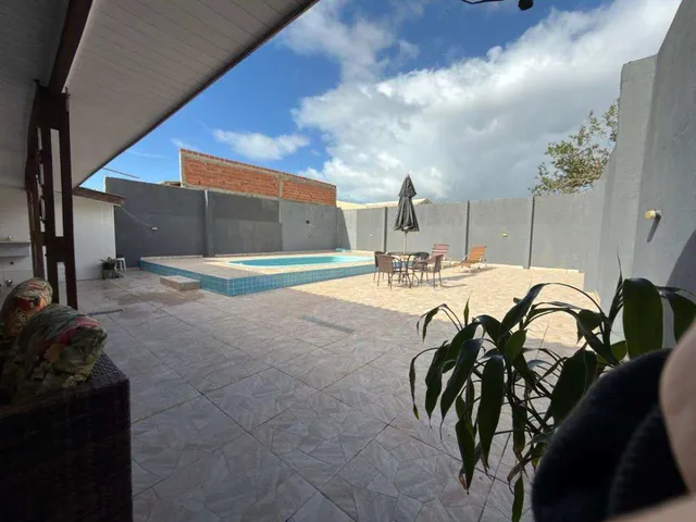 Imagem 11: Casa com Piscina e 3 Quartos à Venda no Balneário Coroados – Guaratuba/PR