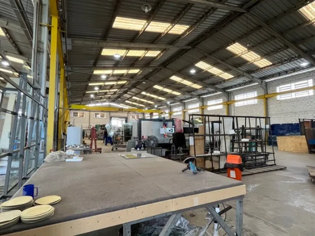 Imagem 4: Galpão industrial para locar em Alvorada, RS, junto a RS118, 2.700m2 de pavilhões em