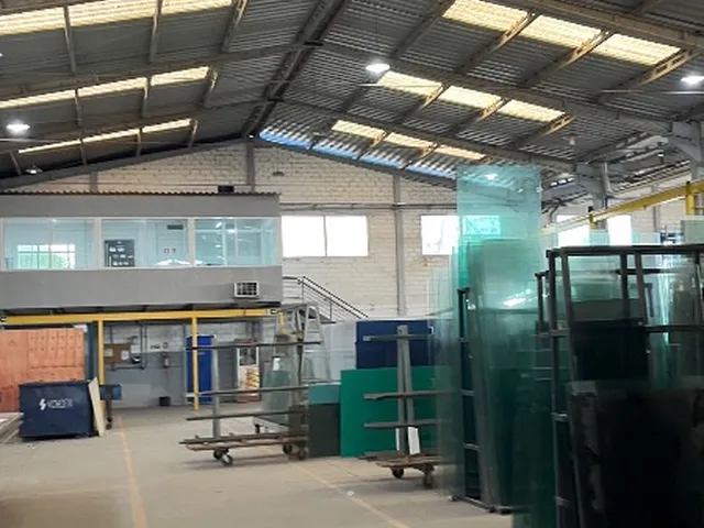 Imagem 8: Galpão industrial para locar em Alvorada, RS, junto a RS118, 2.700m2 de pavilhões em