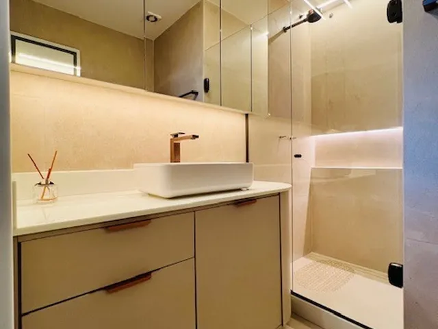 Imagem 8: Apartamento aluguel na Barra da Tijuca - 3 quartos, 2 suítes, 2 salas, 4 banheiros, 2