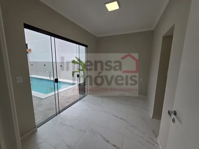 Imagem 10: Casa à venda no bairro Loteamento Residencial e Comercial Flamboyant...