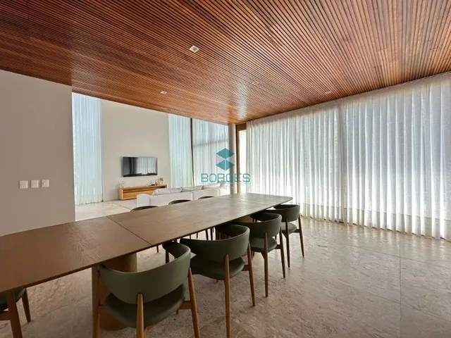 Imagem 5: Casa à venda com 375m², 5 suítes e arquitetura assinada no Condomínio Praia Bella