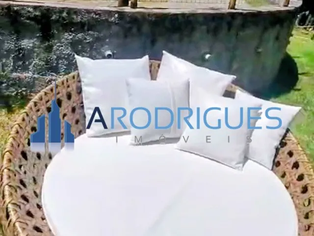 Imagem 7: Casa Duplex Mobiliada à Venda em Praia do Forte Condomínio Alto Padrão Aceita