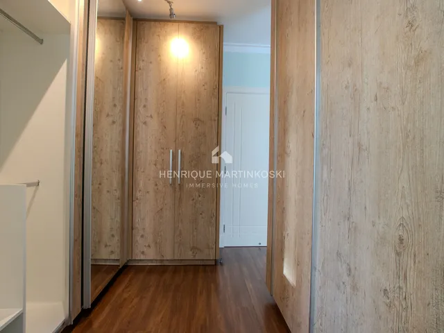 Imagem 4: Casa face norte com suíte master, jardim e espaço gourmet em condomínio fechado