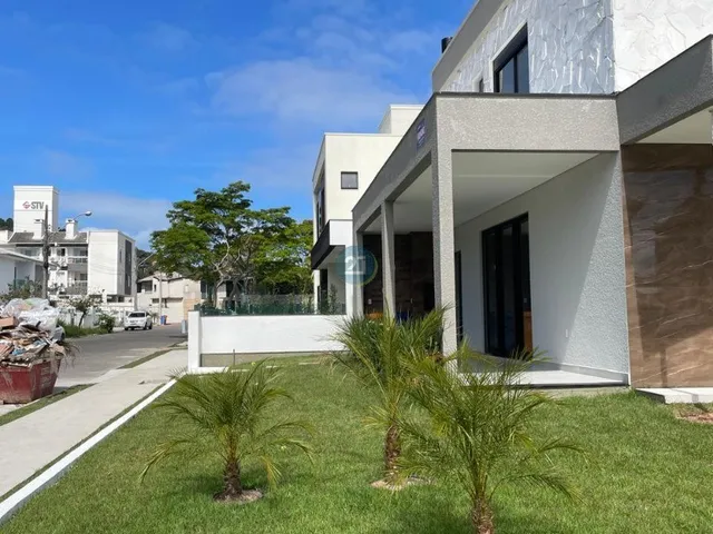 Imagem 4: Vendo casa na Cachoeira do Bom Jesus, com 03 quartos, sendo todos suites, 04 banheiros