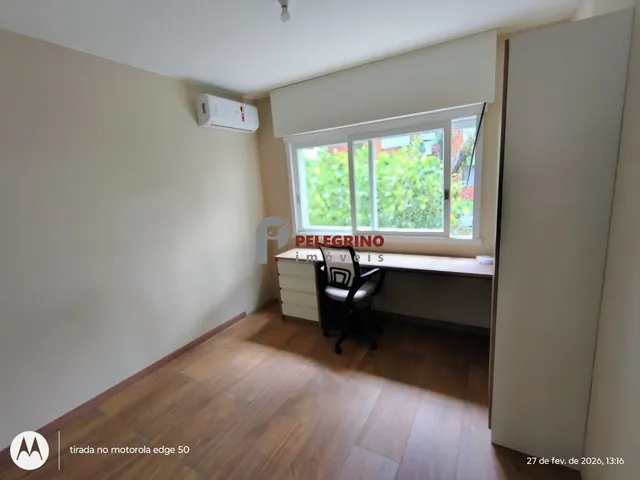 Imagem 9: Pelegrino Imóveis vende apartamento no Bairro São Geraldo em Porto Alegre